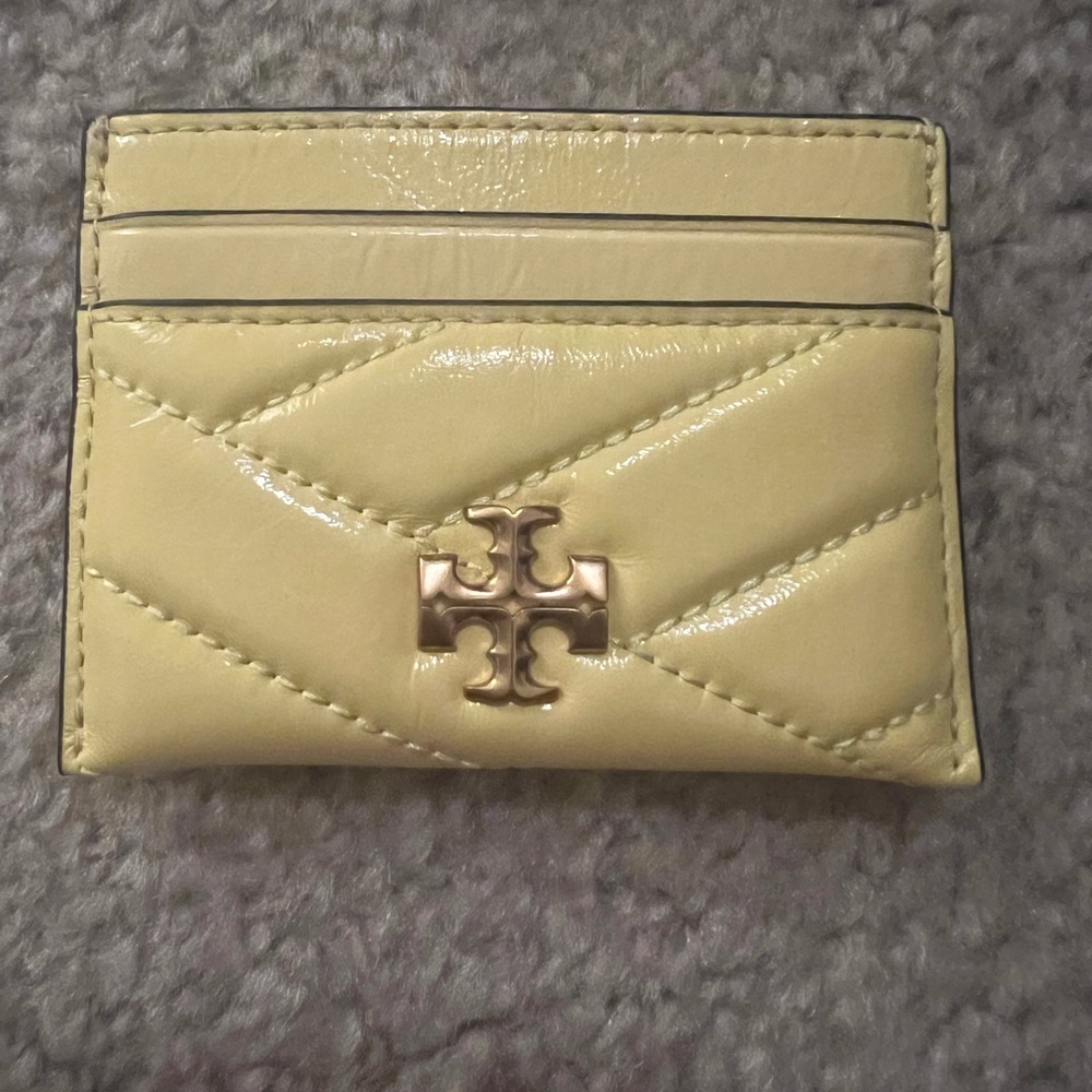 Tory Burch Kira Patent Card